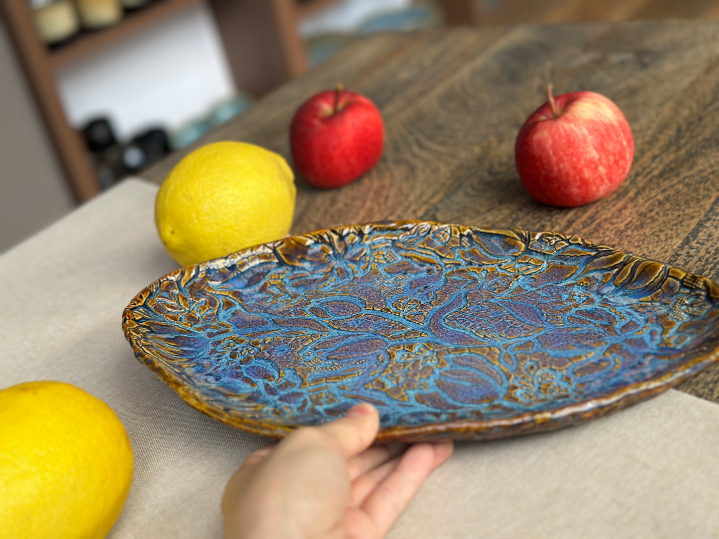 Large Oval-Shaped Tulip Platter