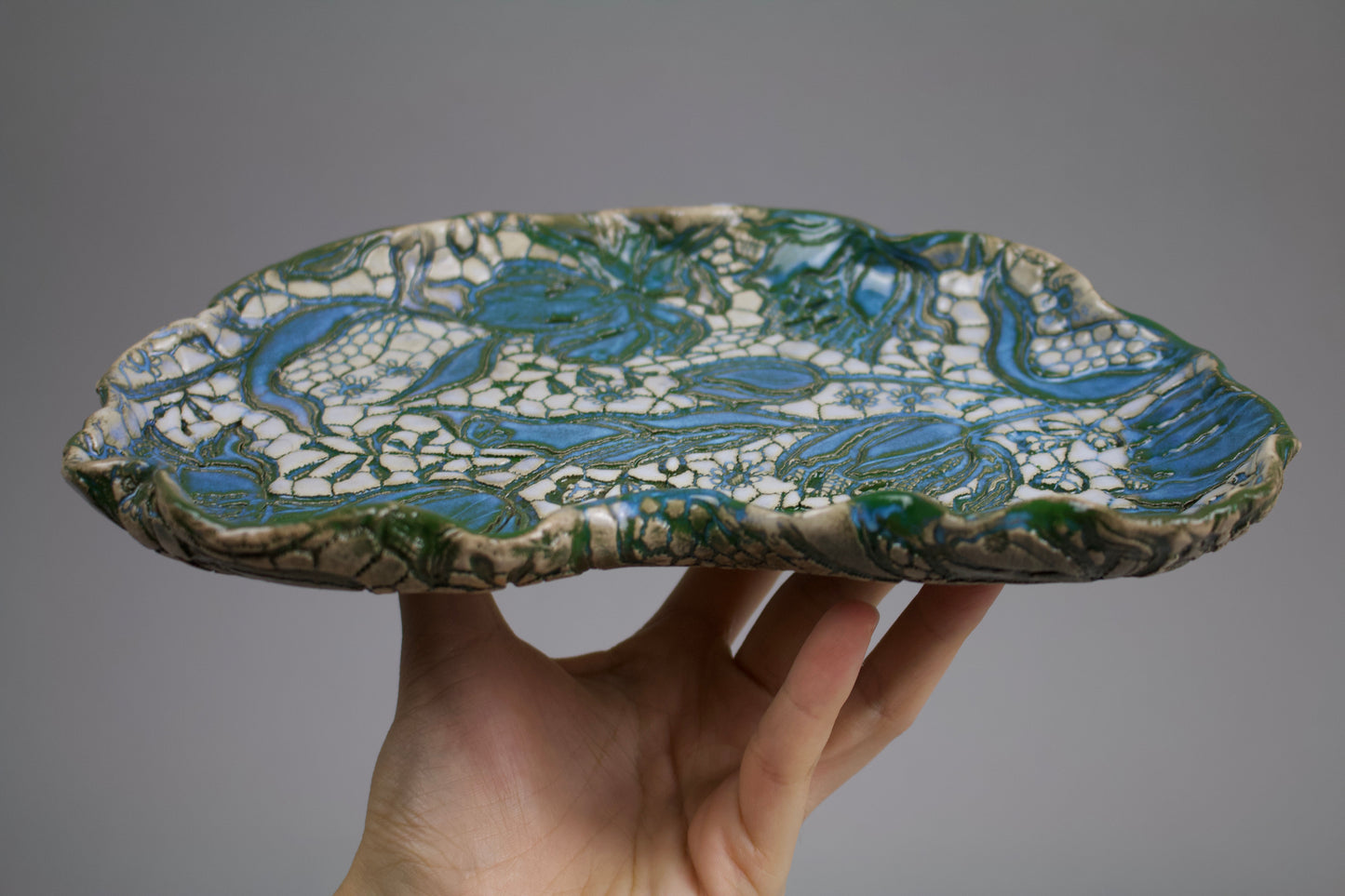 Small Cloud-Shaped Tulip Platter