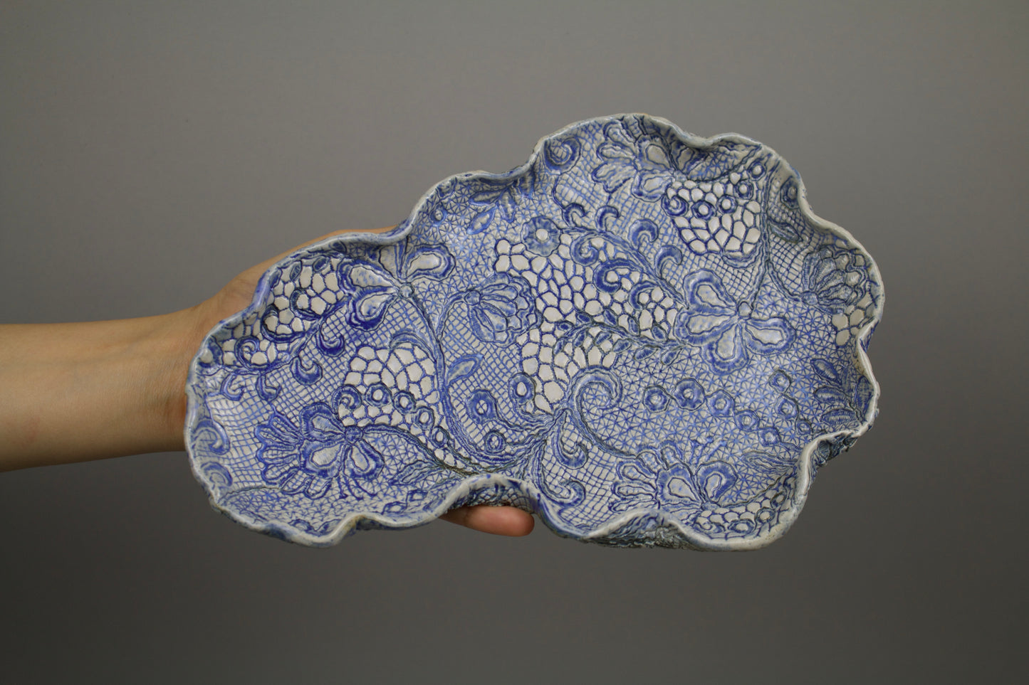 Small Cloud-Shaped Venetian Platter