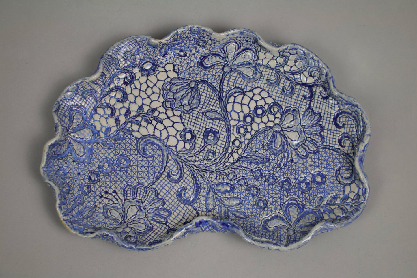 Small Cloud-Shaped Venetian Platter
