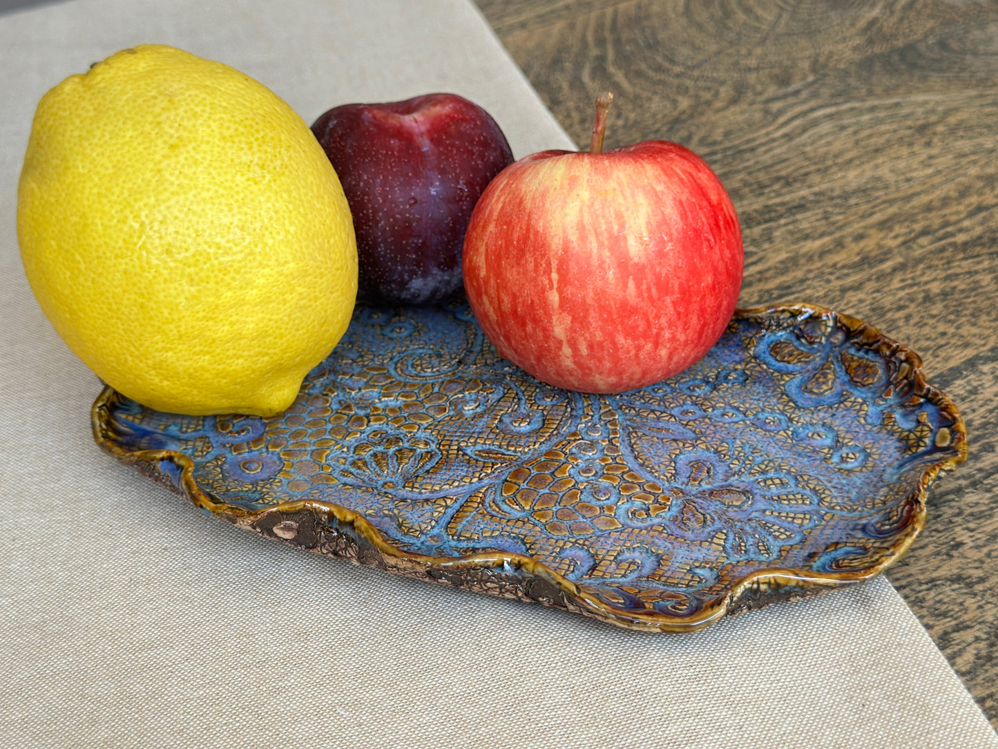 Small Cloud-Shaped Venetian Platter