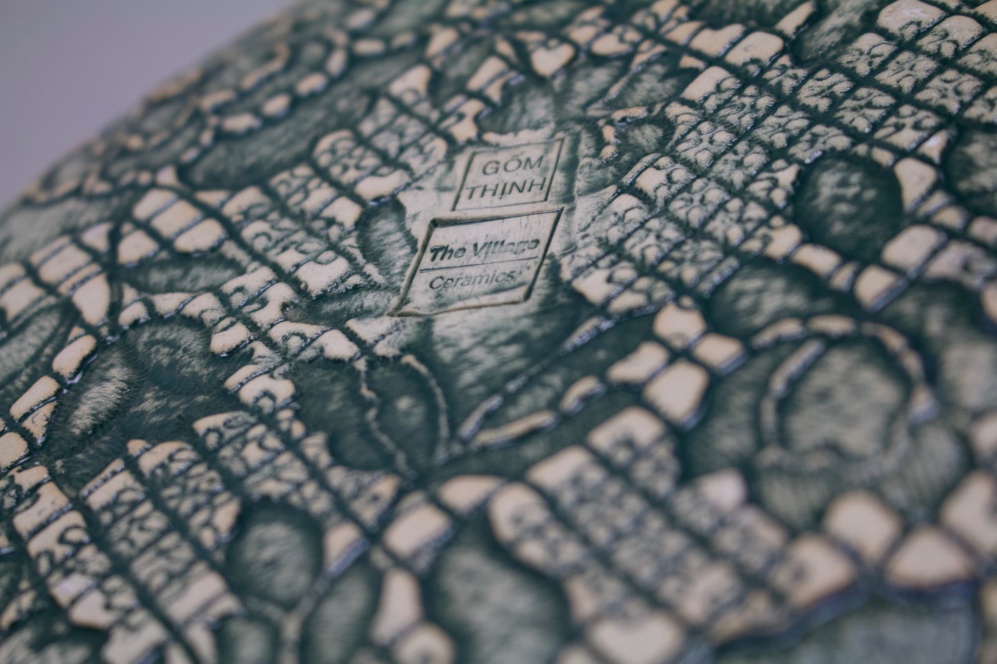 Round-Shaped Rose Platter