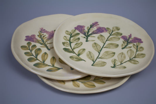 Petunia Plate
