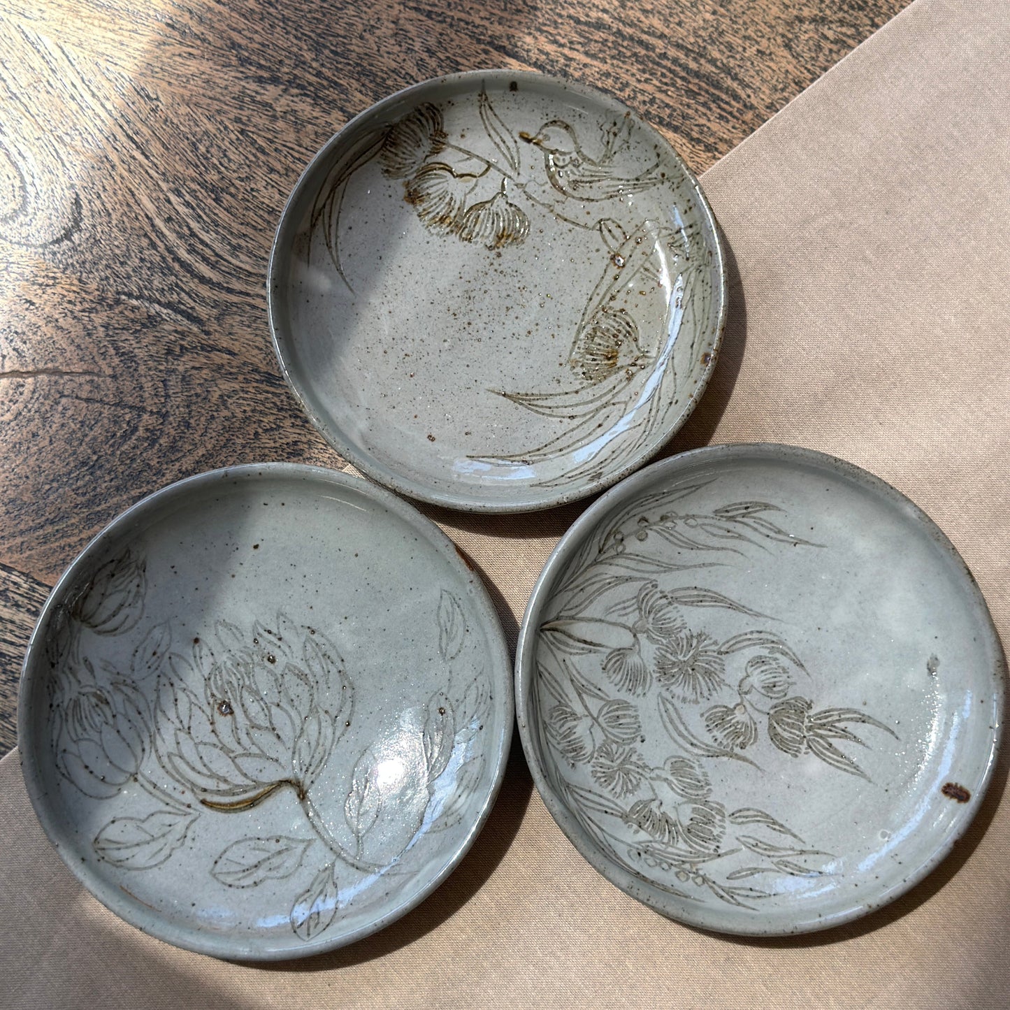 Australian Native Flowers Plates