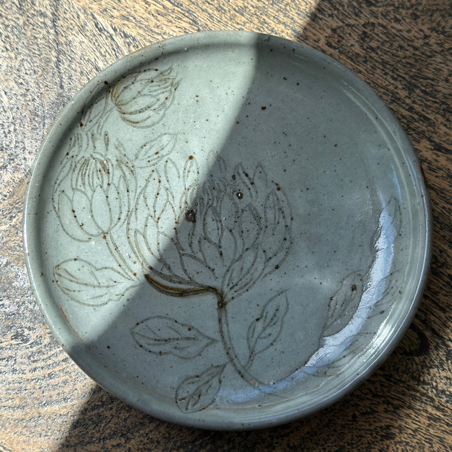 Australian Native Flowers Plates