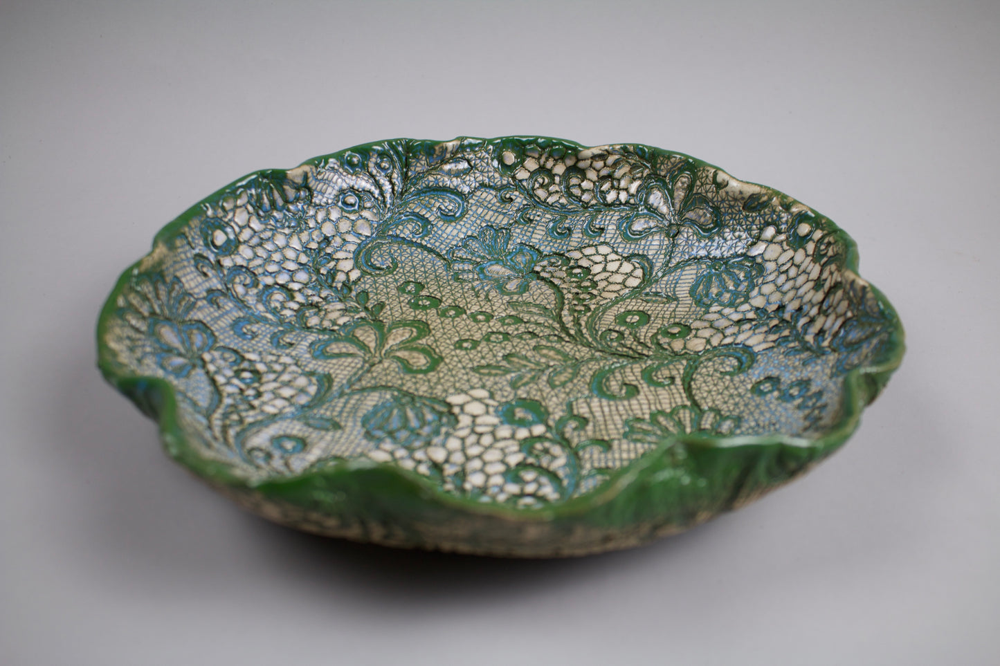 Round-Shaped Venetian Platter