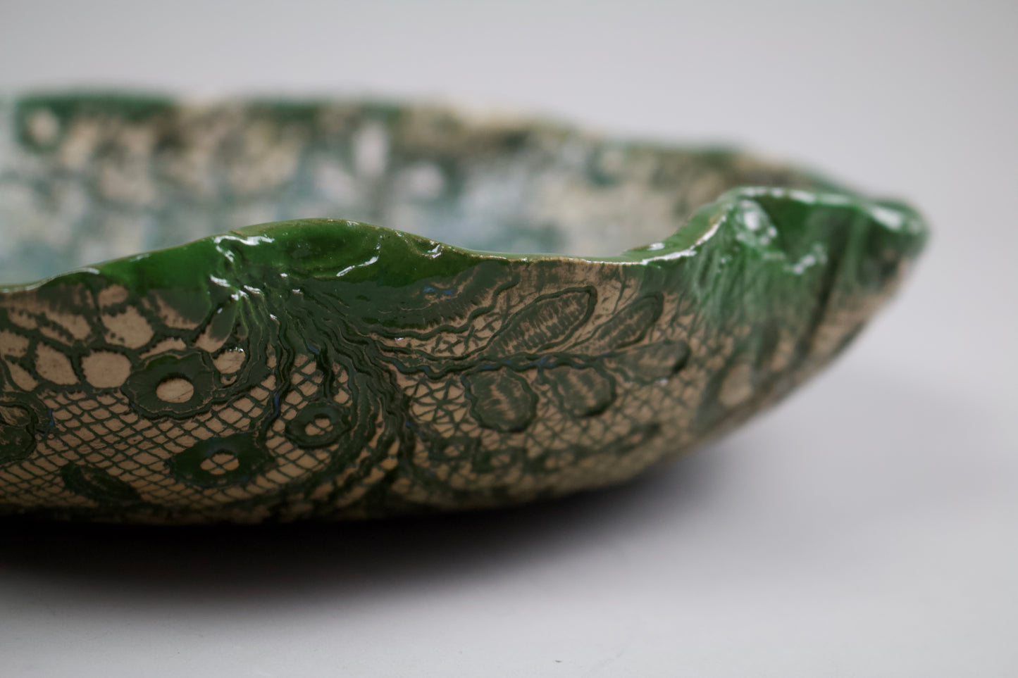 Round-Shaped Venetian Platter