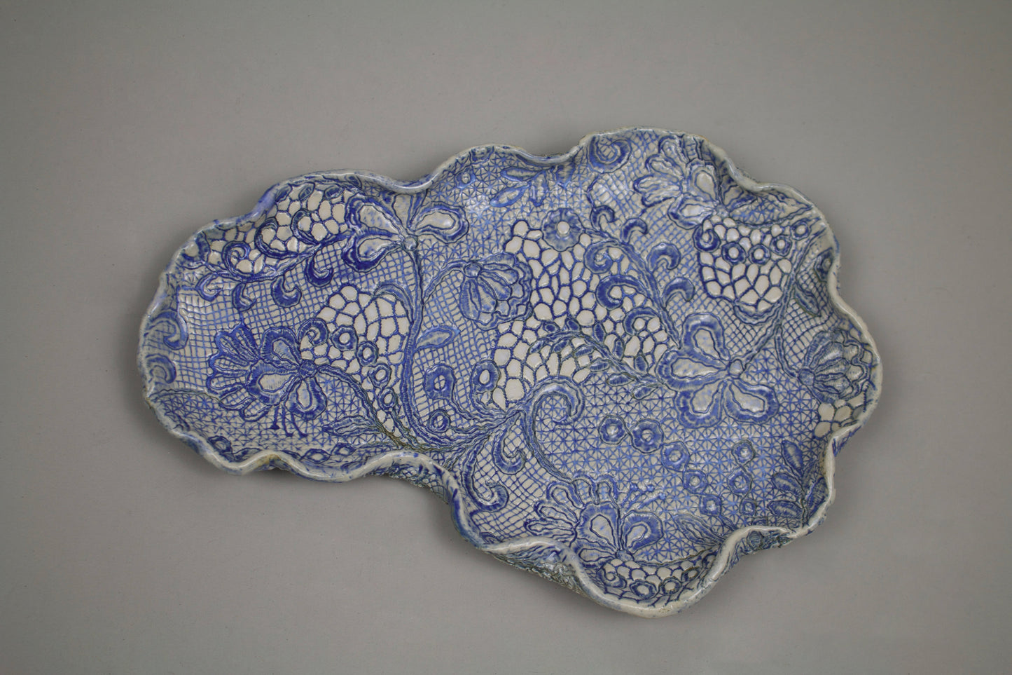 Small Cloud-Shaped Venetian Platter
